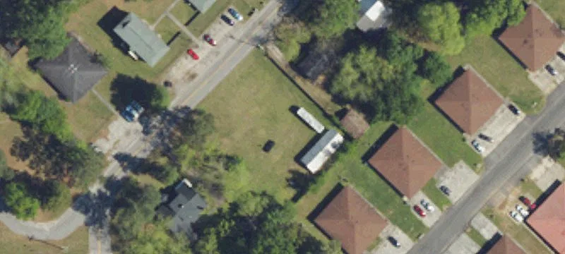 365 Lakeview Dr