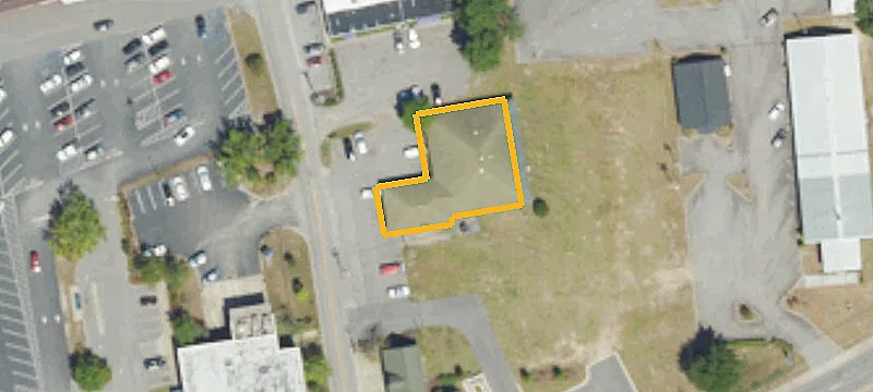 120 Ellis Ave
