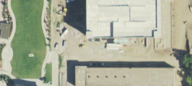 140 4th Pl