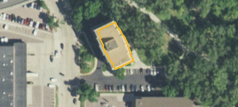 320 3rd Ave