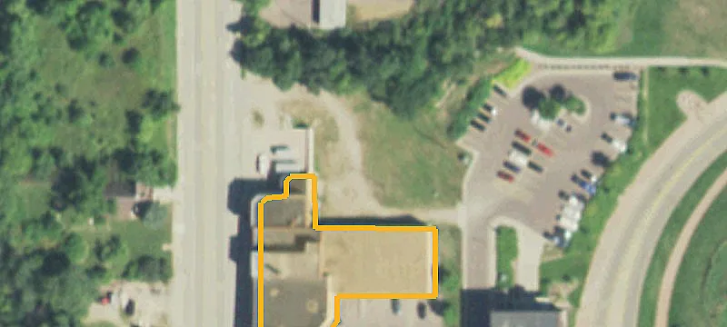 836 Main Ave