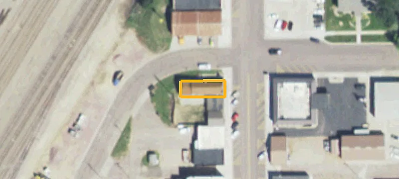 653 Main Ave