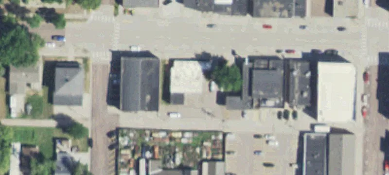 309 4th St