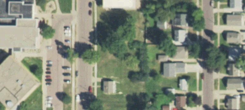 2116 Smt Ave