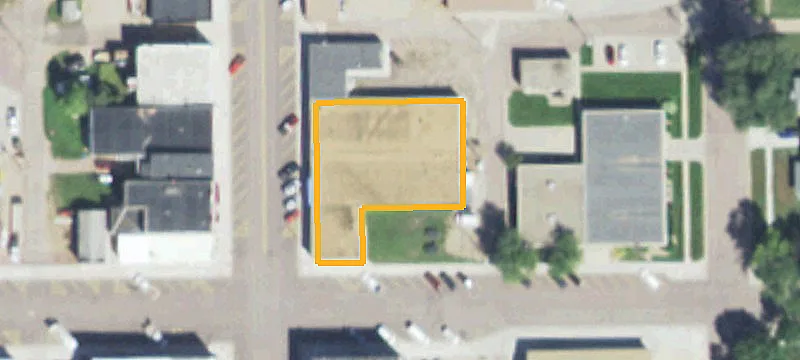 616 Main Ave