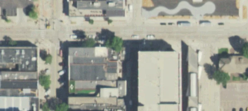 111 10th St
