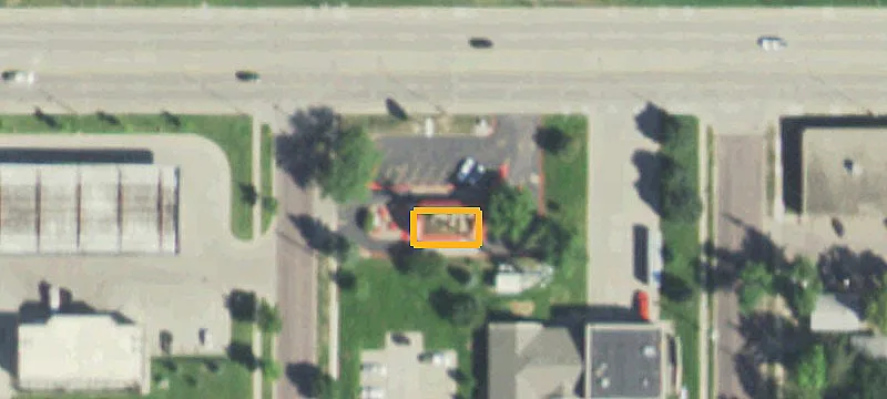 200 Lewis Ave