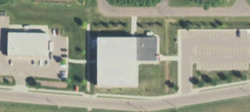 800 90th Ln