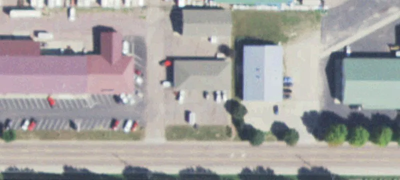 914 Redwood Blvd