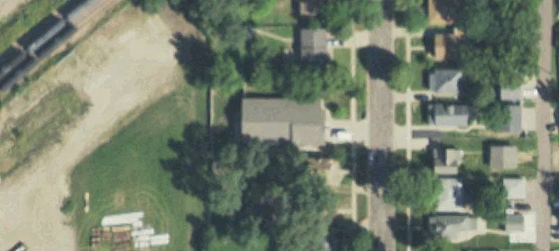 823 Indiana Ave