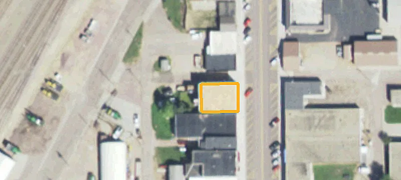 633 Main Ave