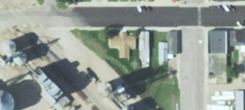 205 4th St