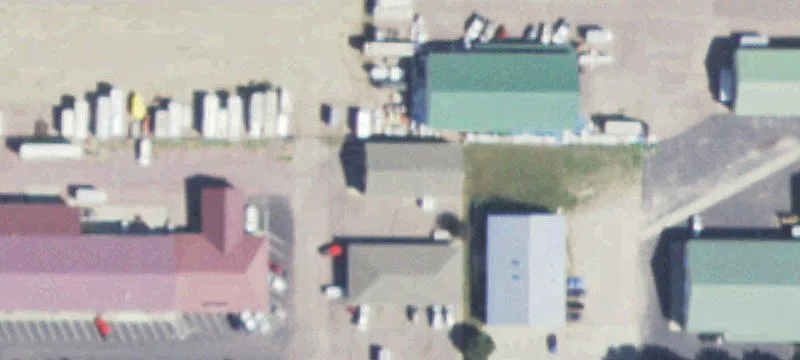 922 Redwood Blvd