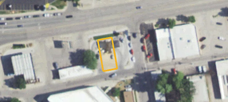 1905 Main St