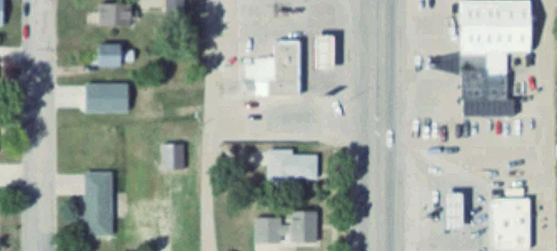 711 Broadway Ave