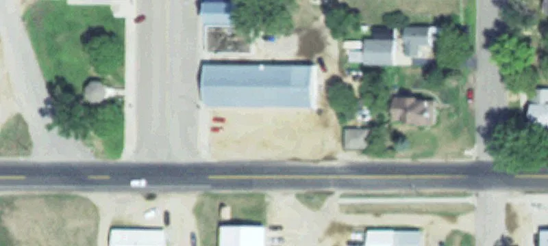 100 Main N St