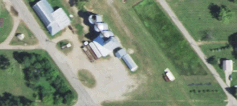 109 Railroad S Ave