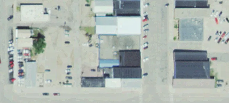 106 Commercial St