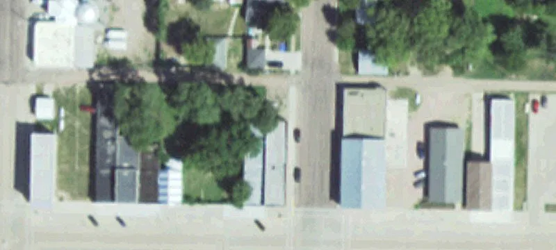 17 4th Ave