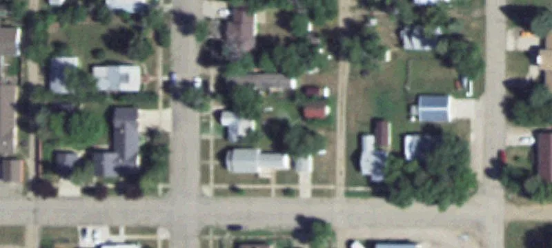 410 2nd E Ave