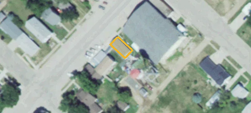 215 Main S Ave