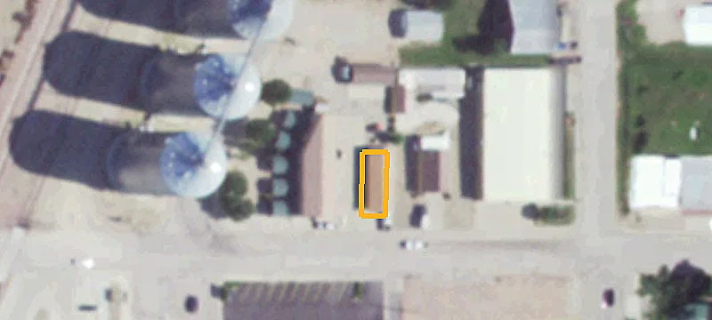 114 4th Ave