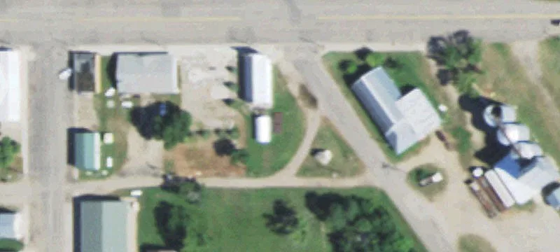 302 Railroad Ave