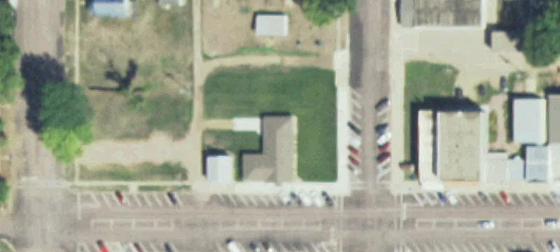 101 2nd St