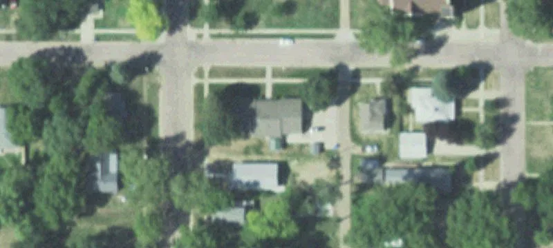 320 Cedar St