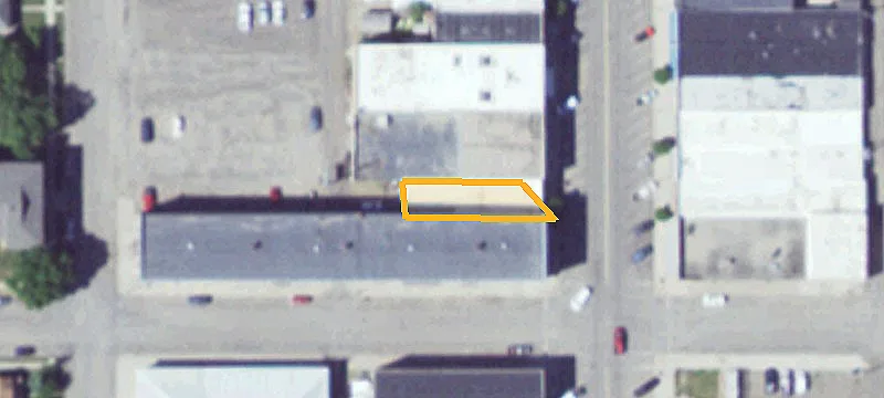 305 Main St