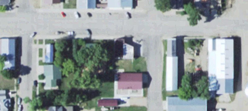 323 Broadway Ave