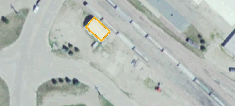 815 Commercial Ln