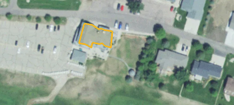 19 Golf Dr