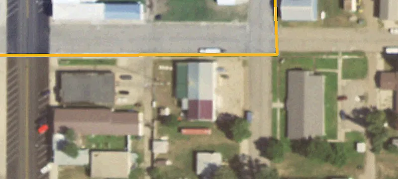 203 1st E Ave