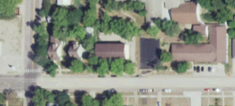 604 Pipestone Ave