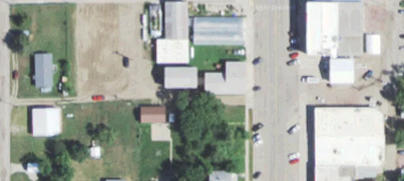 211 Iowa S Ave
