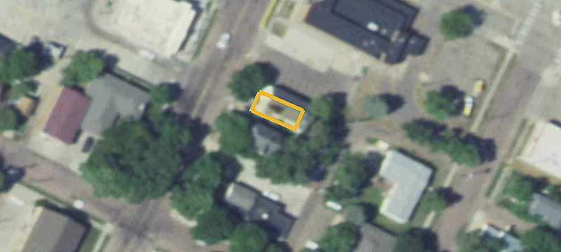 207 Main St