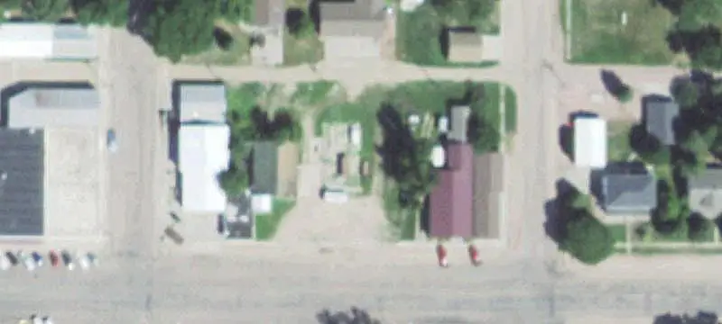 320 Main St