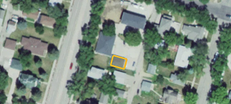 210 5th SE St