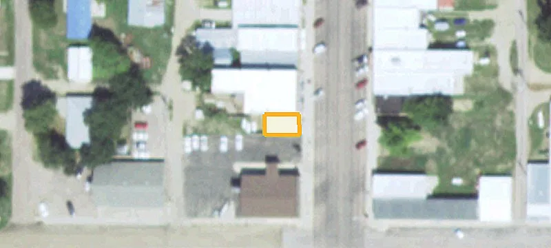709 Main Ave