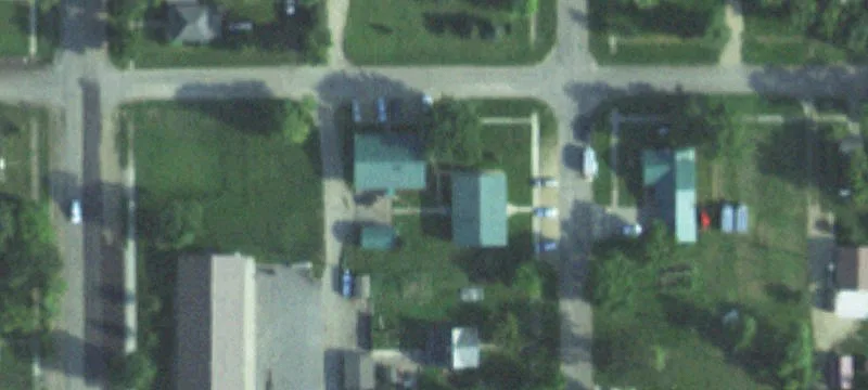 221 Oak St