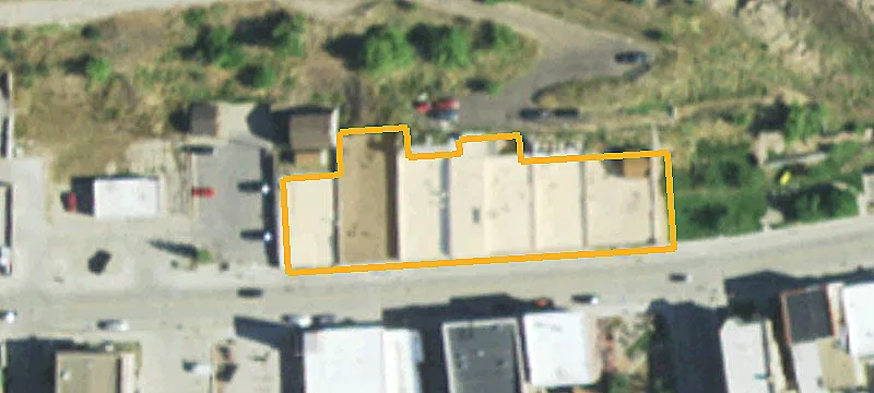 314 316th W Main St