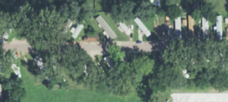 416 Lakeshore Dr