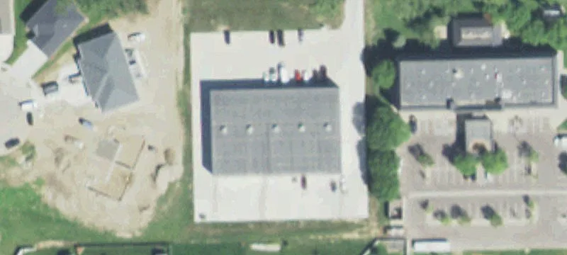1400 Riv Dr