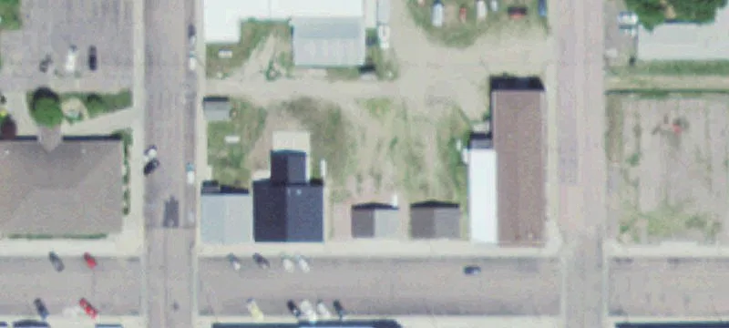 220 Main E St