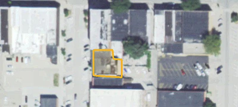 121 3rd St