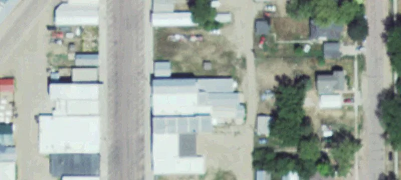 228 5th S St