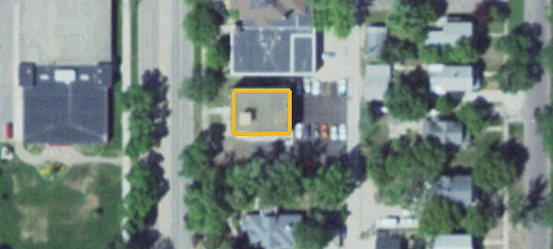 546 Dakota S Ave