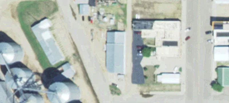 205 Arthur E Ave