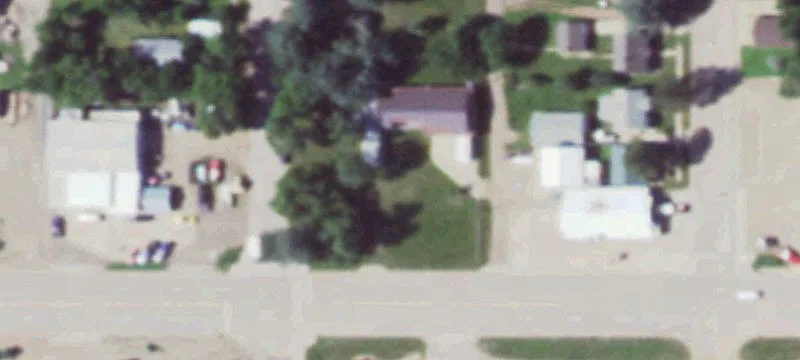 906 2nd W Ave